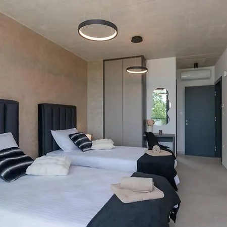 Charmante Im Casa Natalia In Mit Panoramablick Neuss
