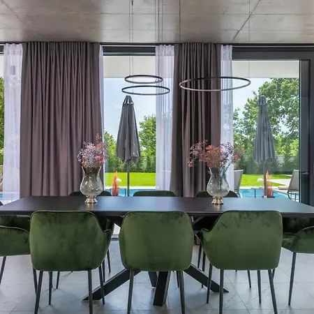 Apartment Charmante Im Casa Natalia In Mit Panoramablick Neuss